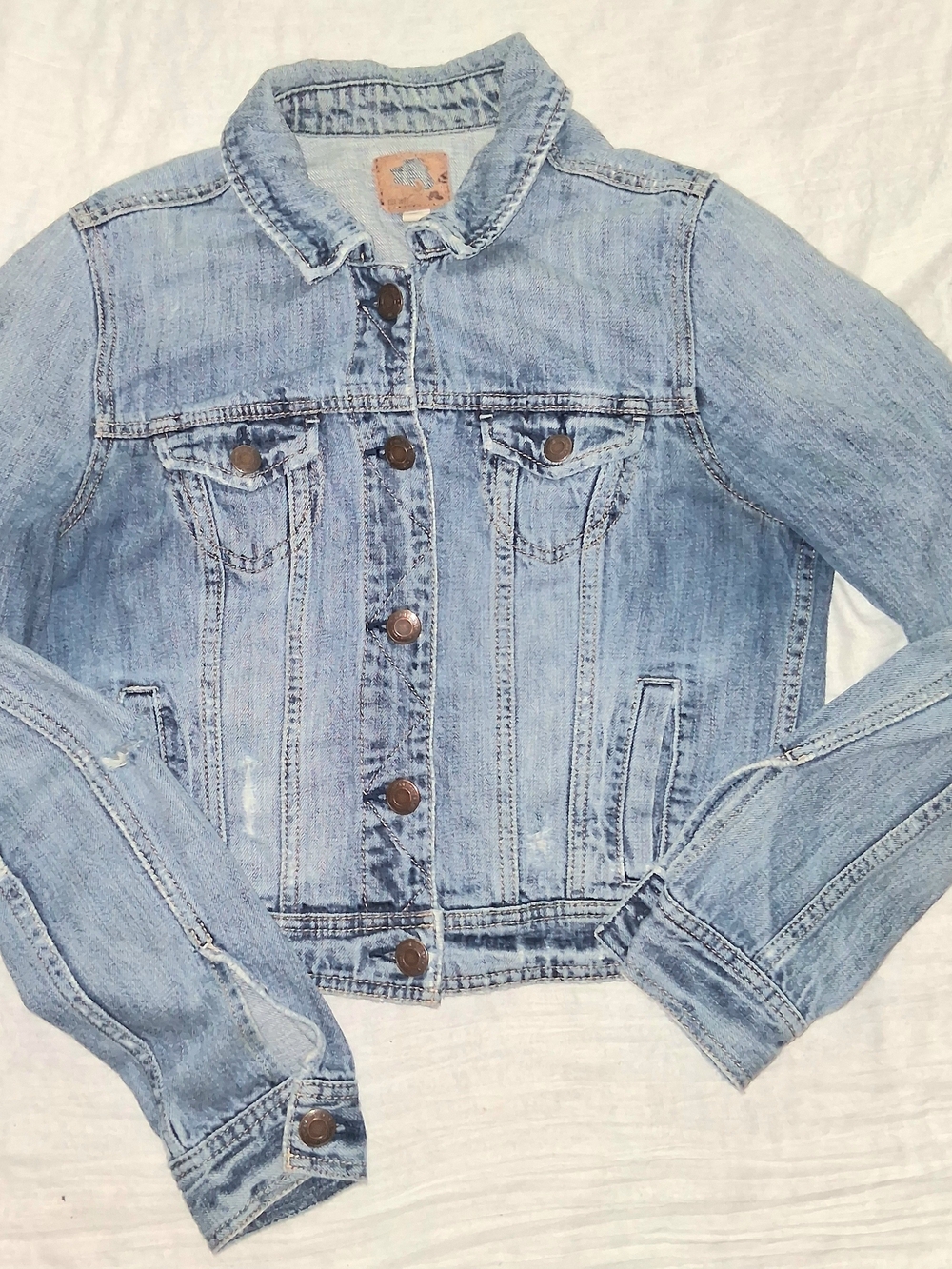 American Eagle Outfitters Light Blue Denim Jacket - Women